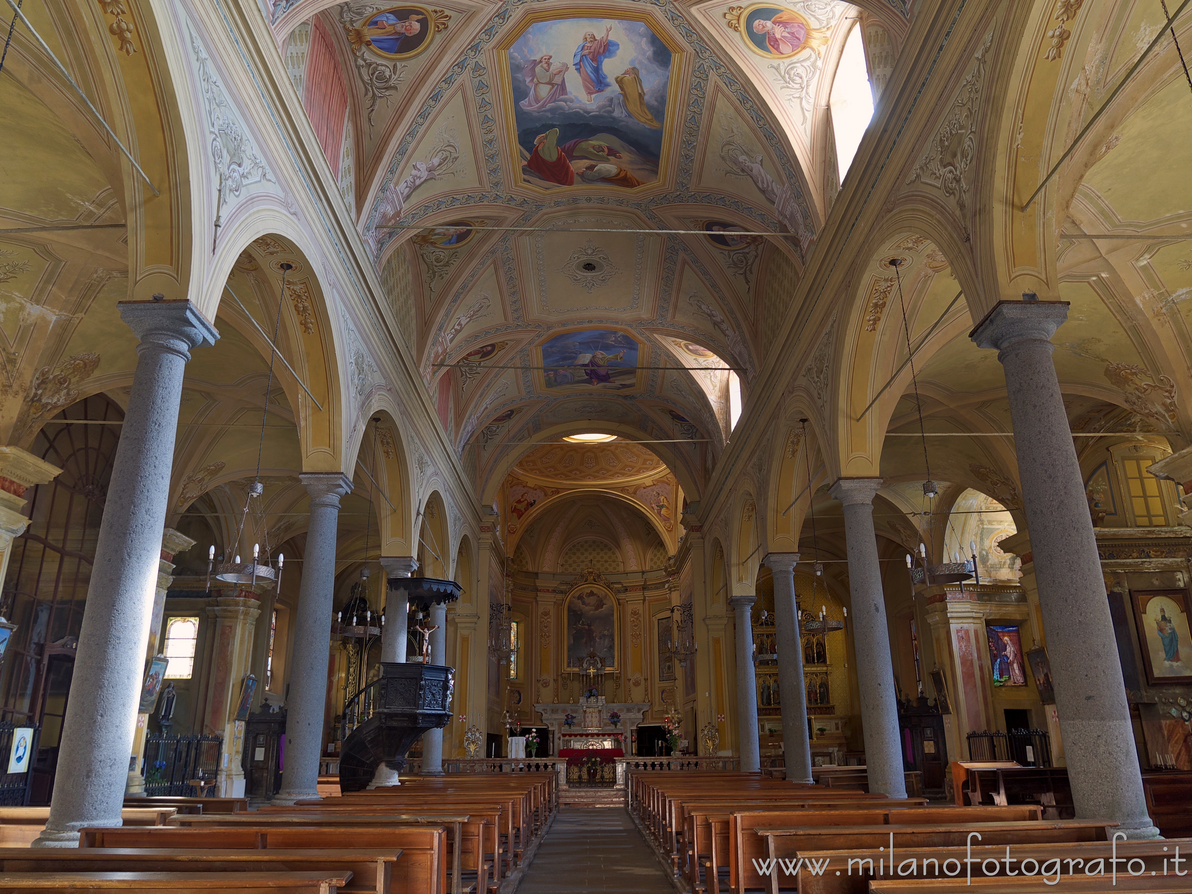 Campiglia Cervo (Biella, Italy) - Interior of the Parish Church of the Saints Bernhard und Joseph - Full resolution picture